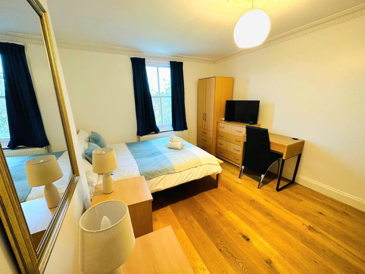 Cosy Home In Kensington - Great Location! 3 Minutes Walk To Earl'S Court Station London Eksteriør billede