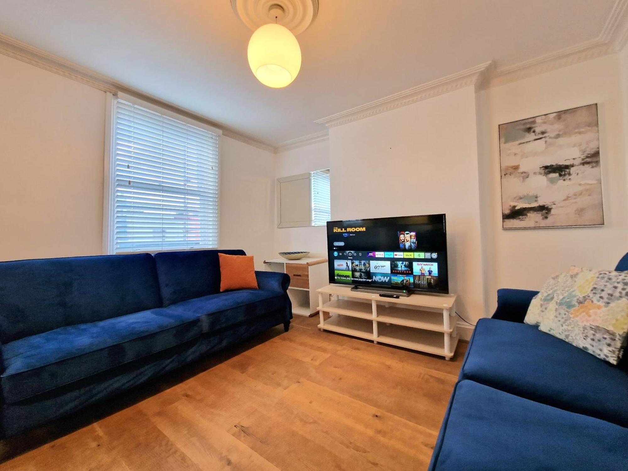 Cosy Home In Kensington - Great Location! 3 Minutes Walk To Earl'S Court Station London Eksteriør billede